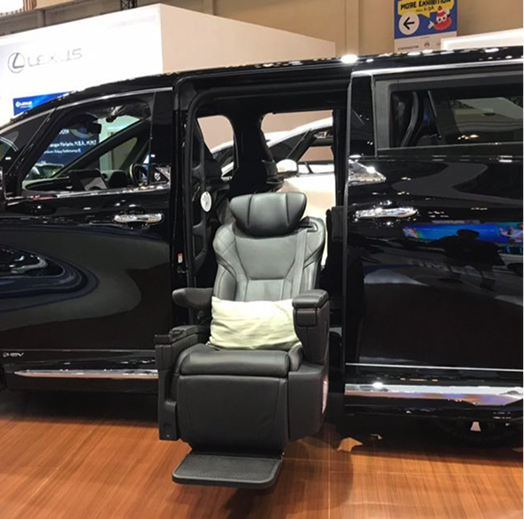 Toyota Alphard Welcab